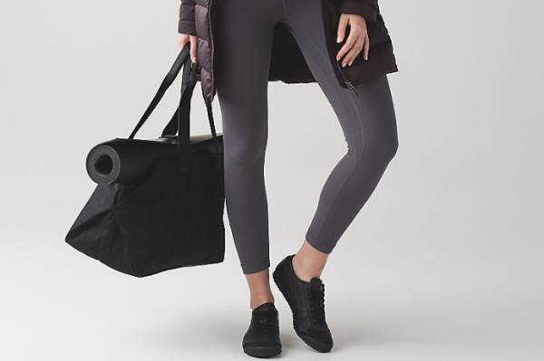 Bsport体育Lululemon终于正式发力中国市场了！上海、北京三家新店齐开(图2)