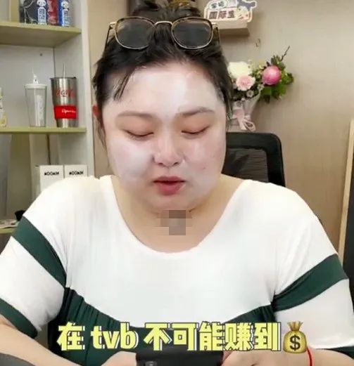 B体育TVB女星退圈教瑜伽私人课程每小时收费近千比拍戏更好赚(图10)